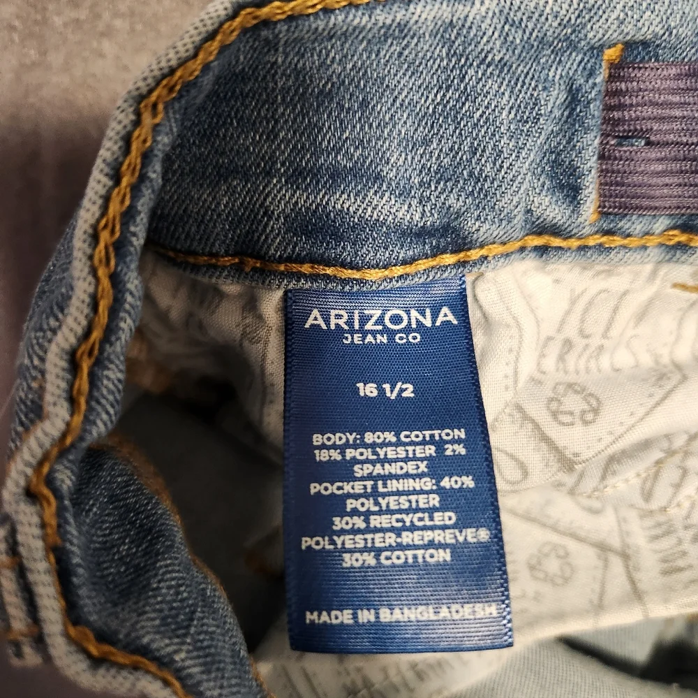 Arizona Size 16 Blue jorts